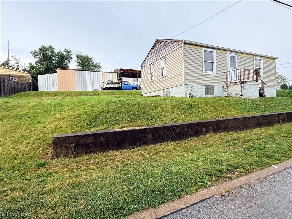 403 Summit Avenue Property Photo 2