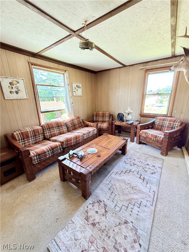 403 Summit Avenue Property Photo 6