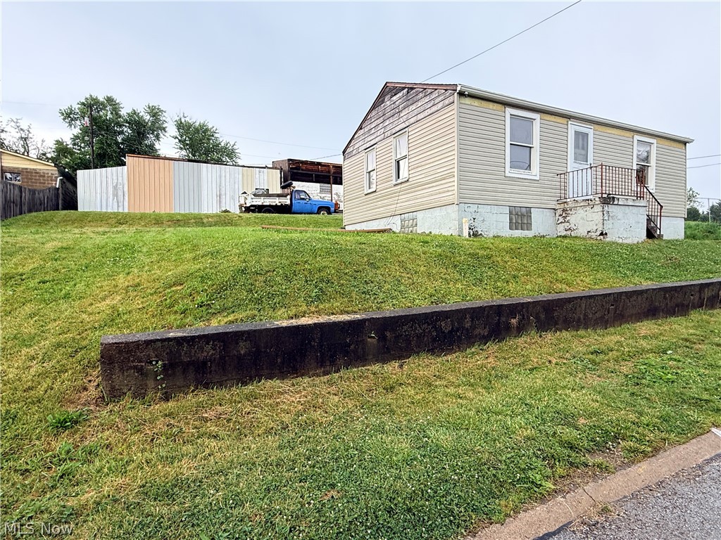 403 Summit Avenue Property Photo 13