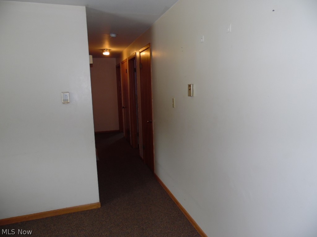 22122 Valley View Drive Property Photo 6