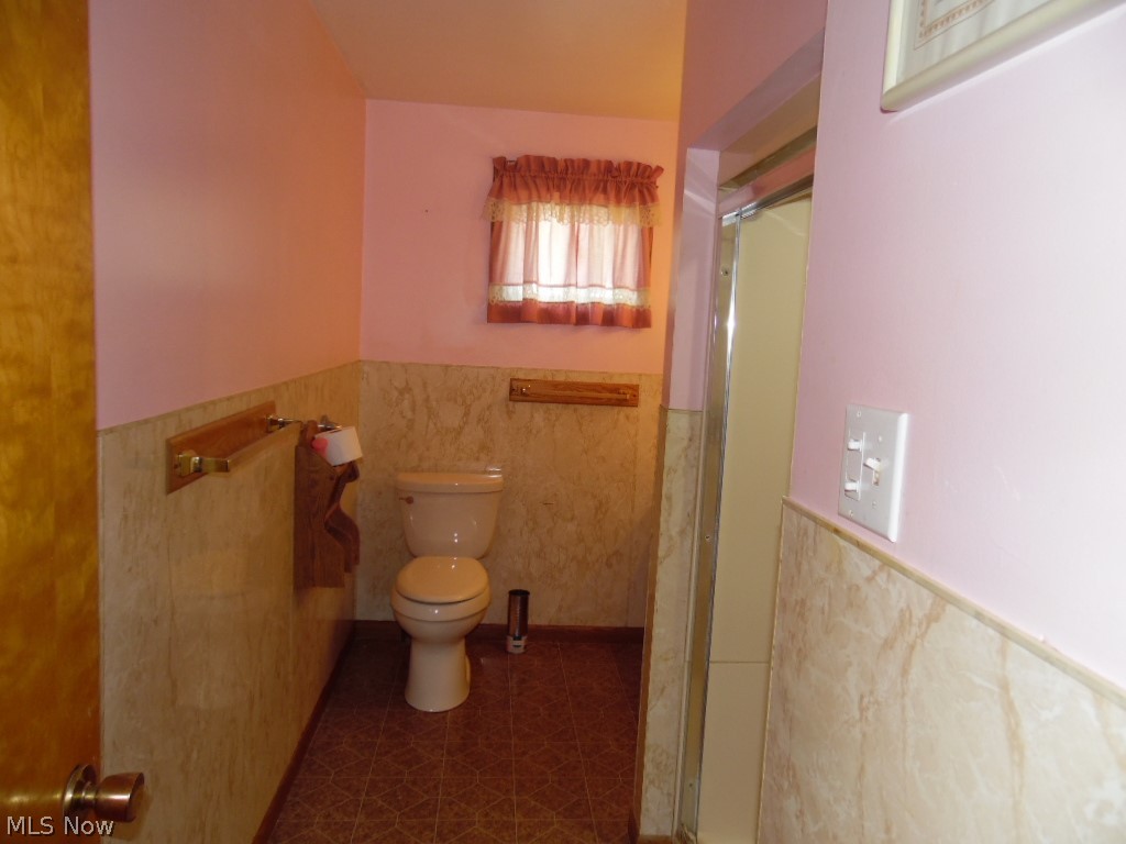 22122 Valley View Drive Property Photo 7