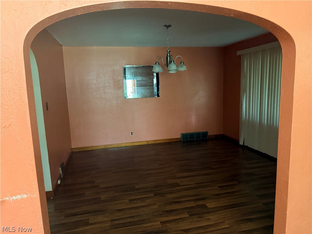 1803 Plum Street Property Photo 4