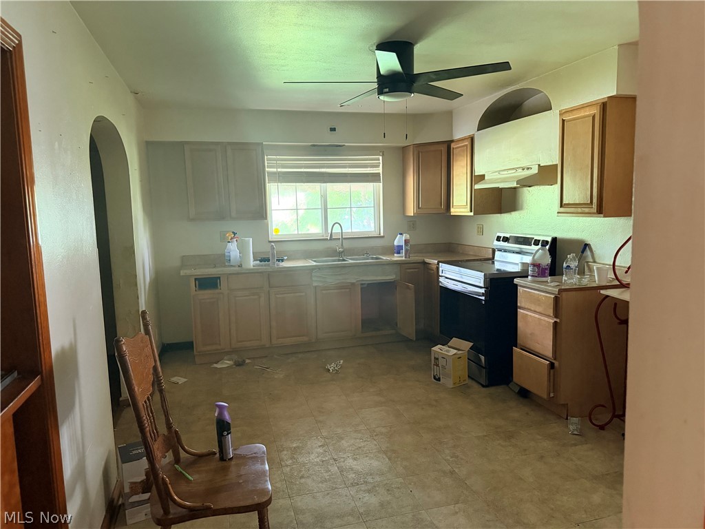 1803 Plum Street Property Photo 5