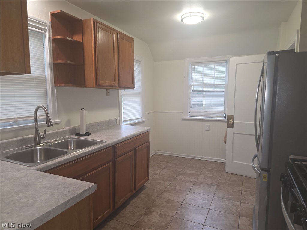 815 Russell Avenue Property Photo 6