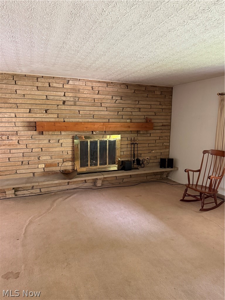3791 Butterfield Drive Property Photo 6