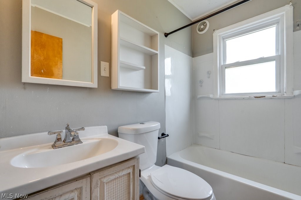 29800 Robert Street Property Photo 15