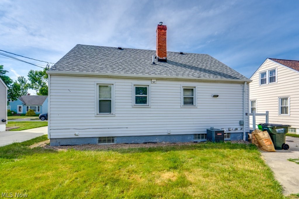 29800 Robert Street Property Photo 29
