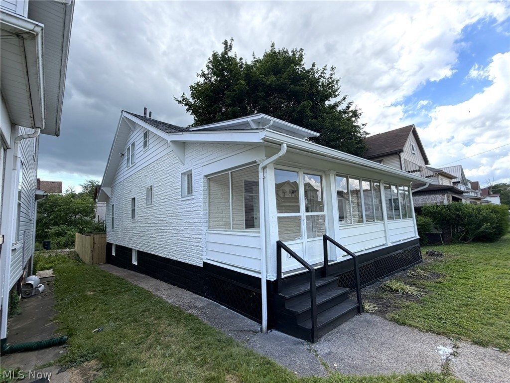 1312 Wellesley Avenue Property Photo 1