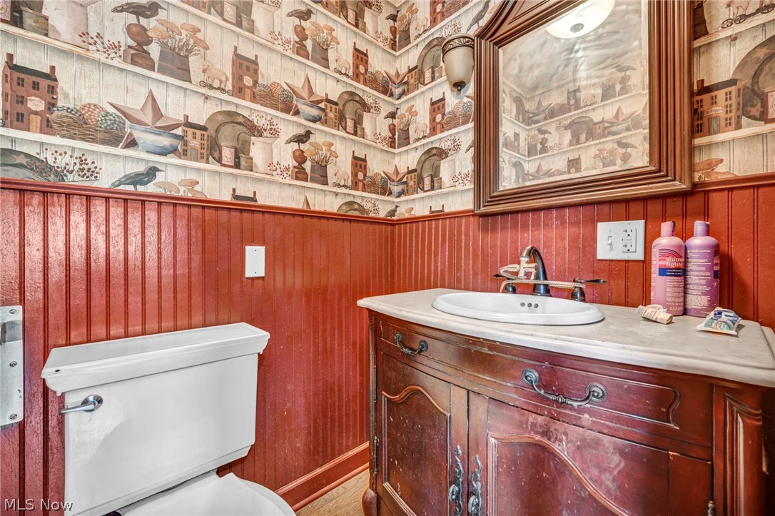 732 Robbins Avenue Property Photo 16