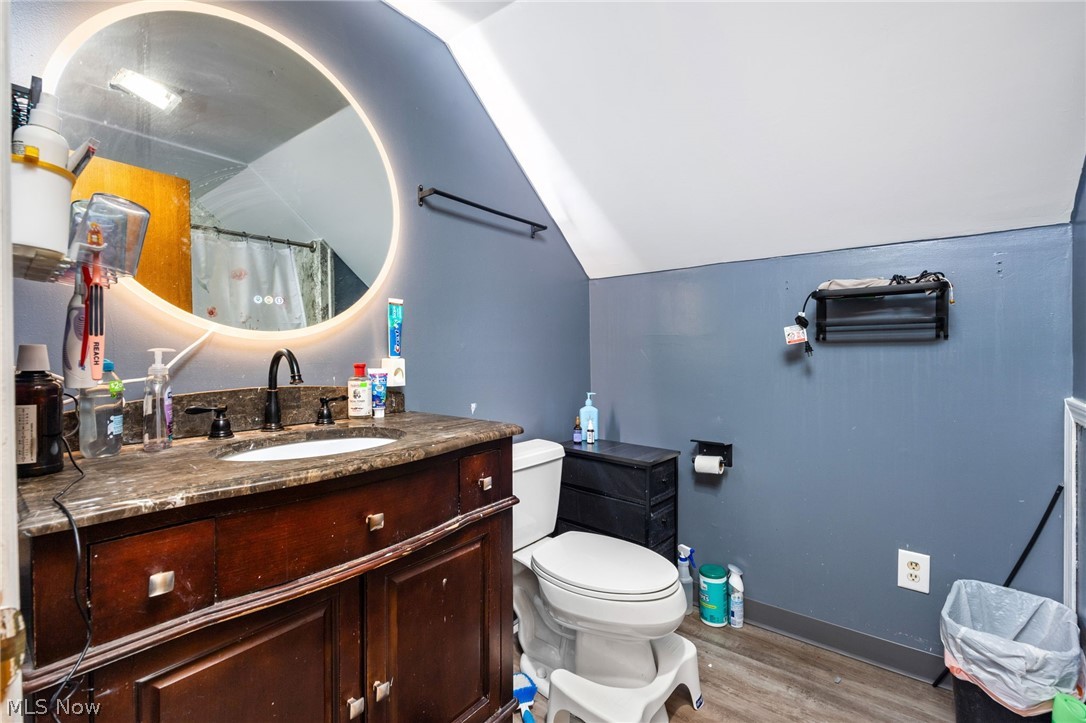 12331 Baird Road Property Photo 5