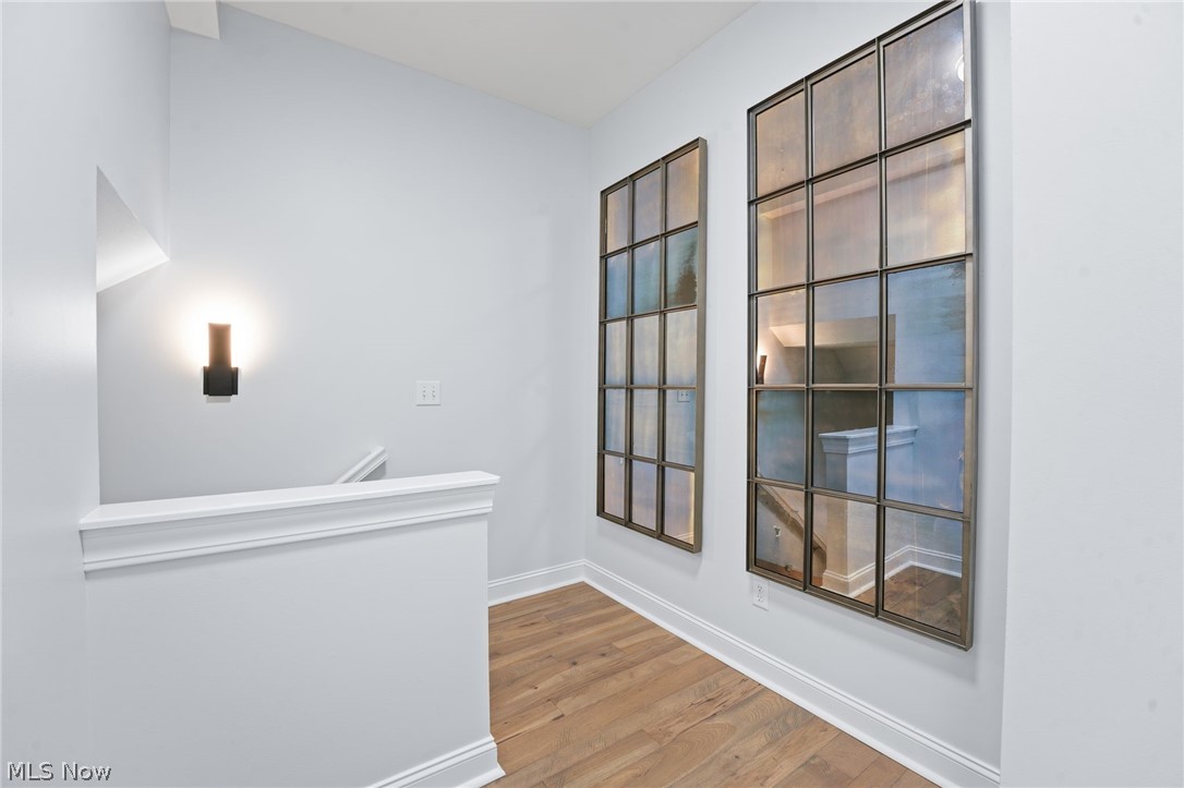 128 Vine Street 16a Property Photo 15
