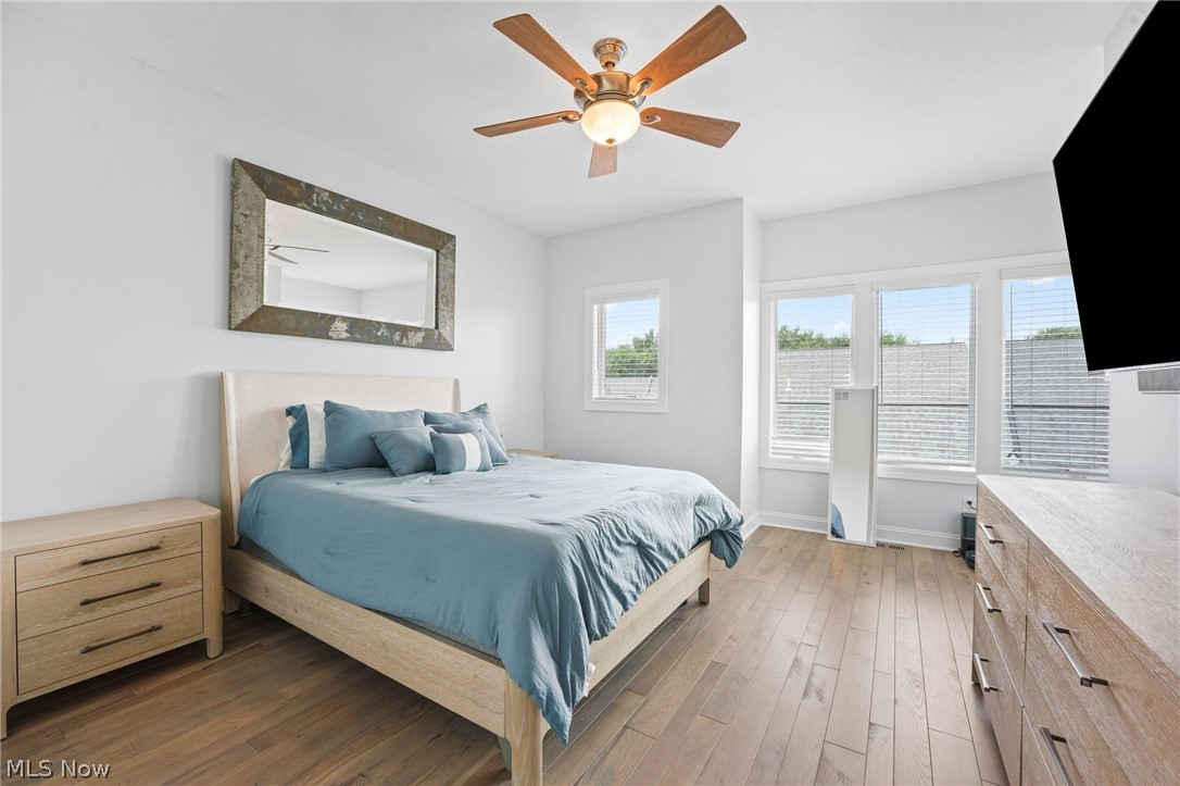 128 Vine Street 16a Property Photo 23