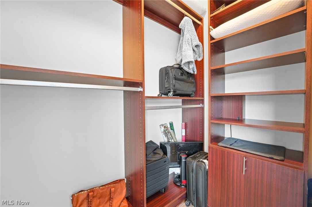 128 Vine Street 16a Property Photo 25