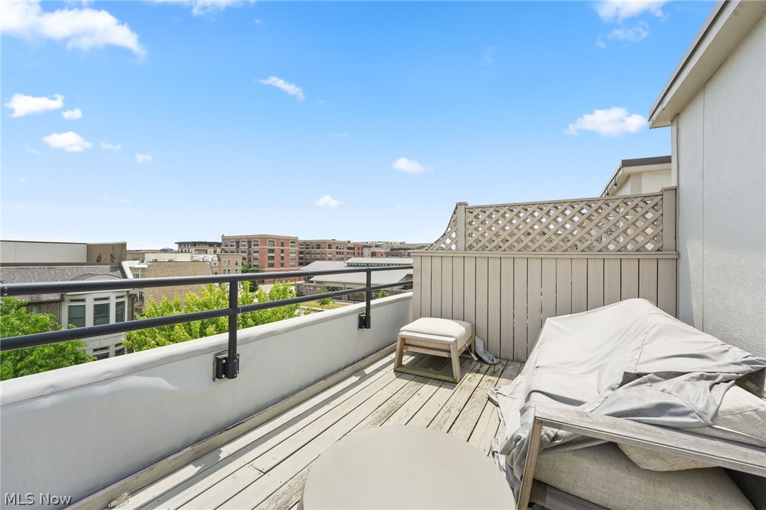 128 Vine Street 16a Property Photo 27