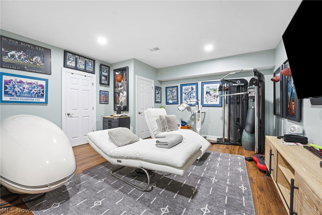 128 Vine Street 16a Property Photo 37