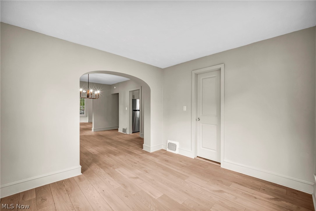 3270 Yorkshire Road Property Photo 15
