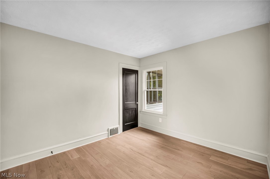3270 Yorkshire Road Property Photo 30