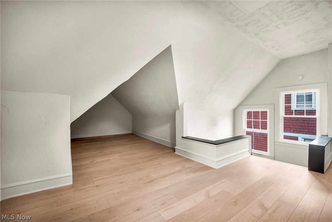 3270 Yorkshire Road Property Photo 40