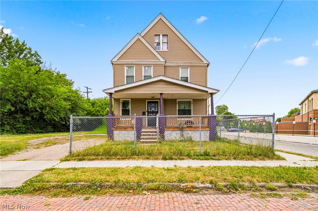 1532 E 78th Street Property Photo 1