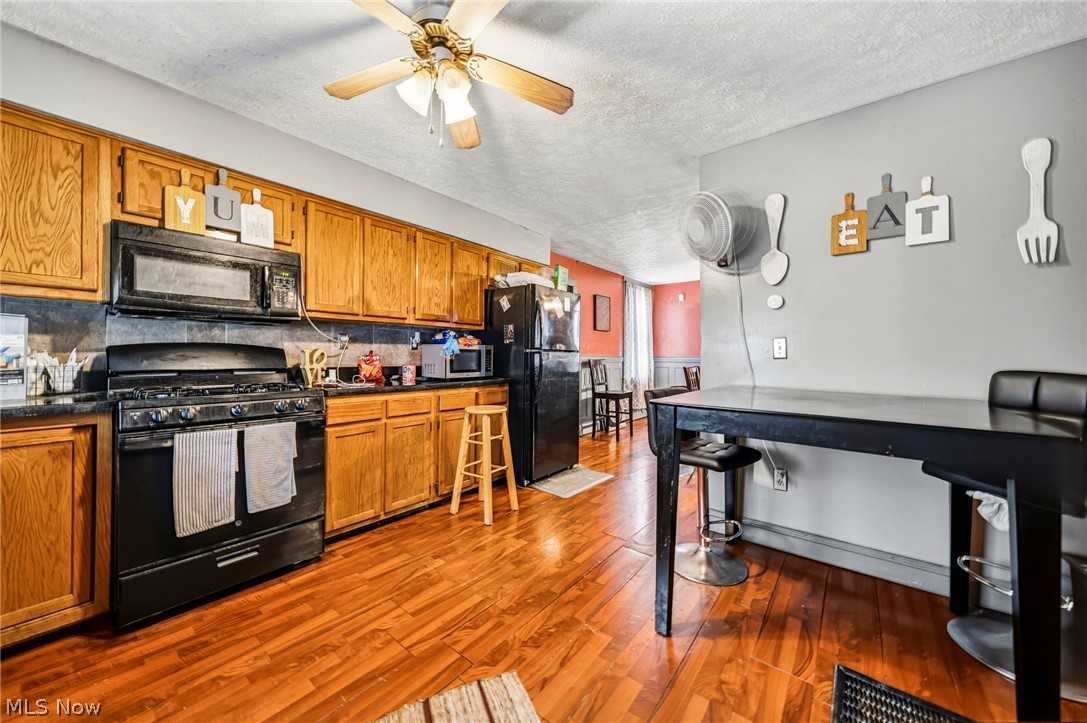 1532 E 78th Street Property Photo 18