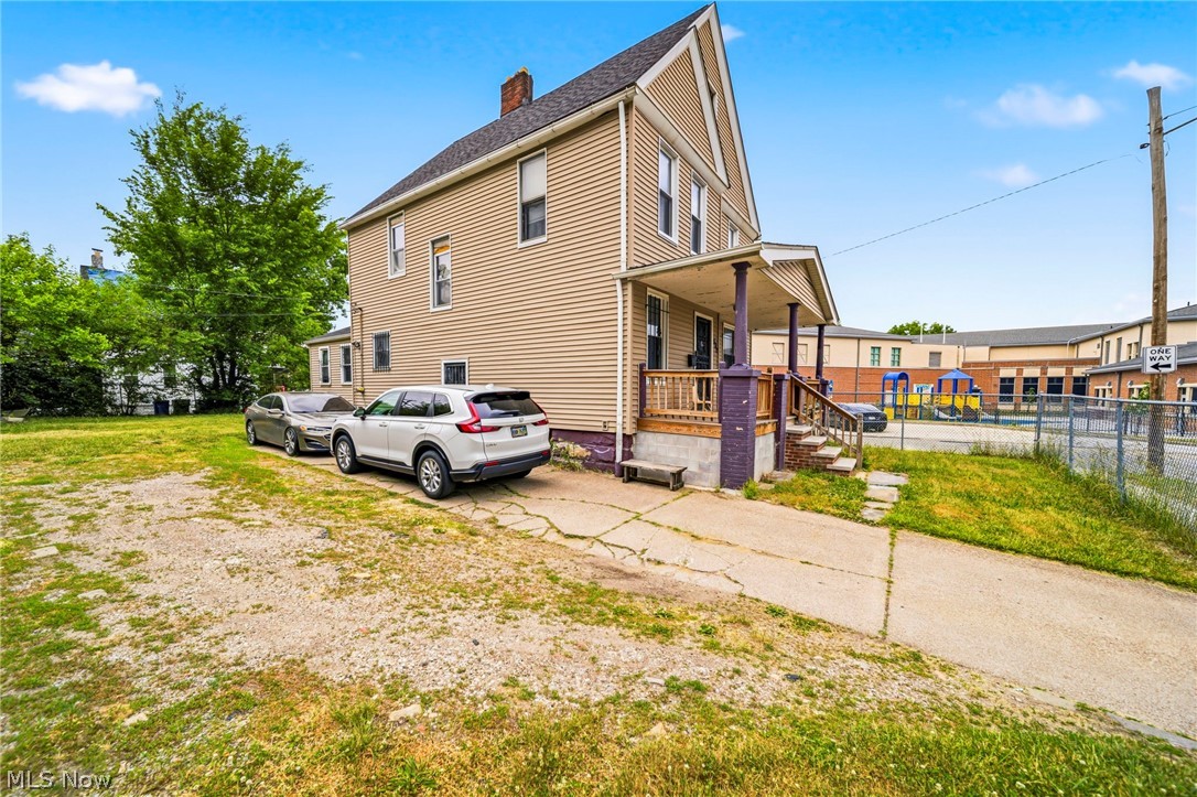 1532 E 78th Street Property Photo 39