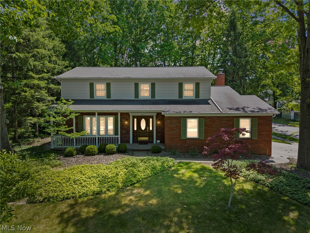 3871 Greentree Road Property Photo 1