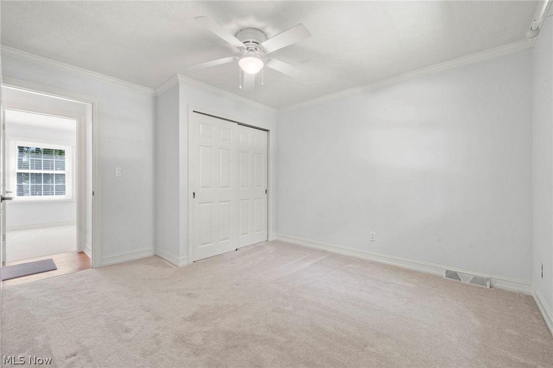 3871 Greentree Road Property Photo 28