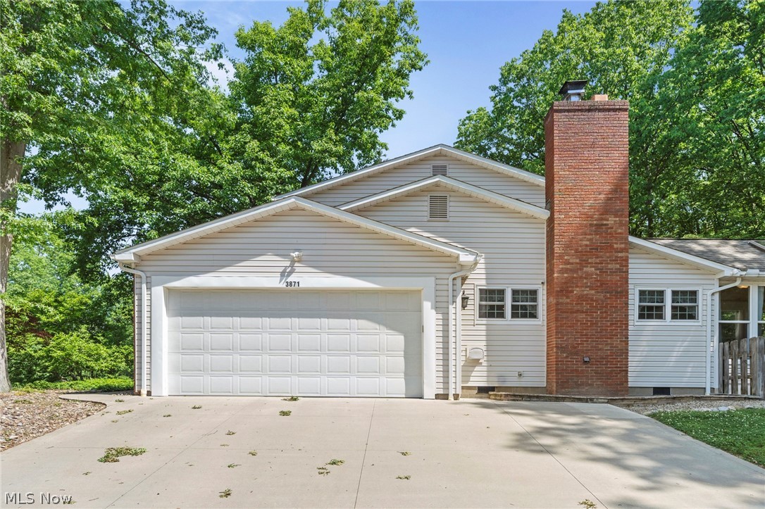 3871 Greentree Road Property Photo 42