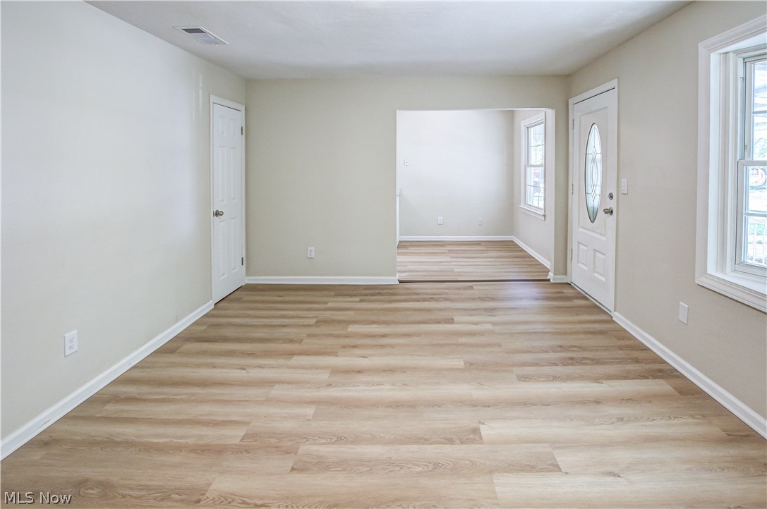 861 Oak Street Property Photo 11