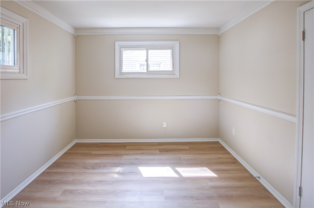 861 Oak Street Property Photo 29