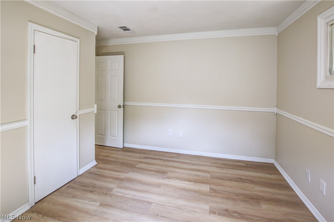 861 Oak Street Property Photo 30