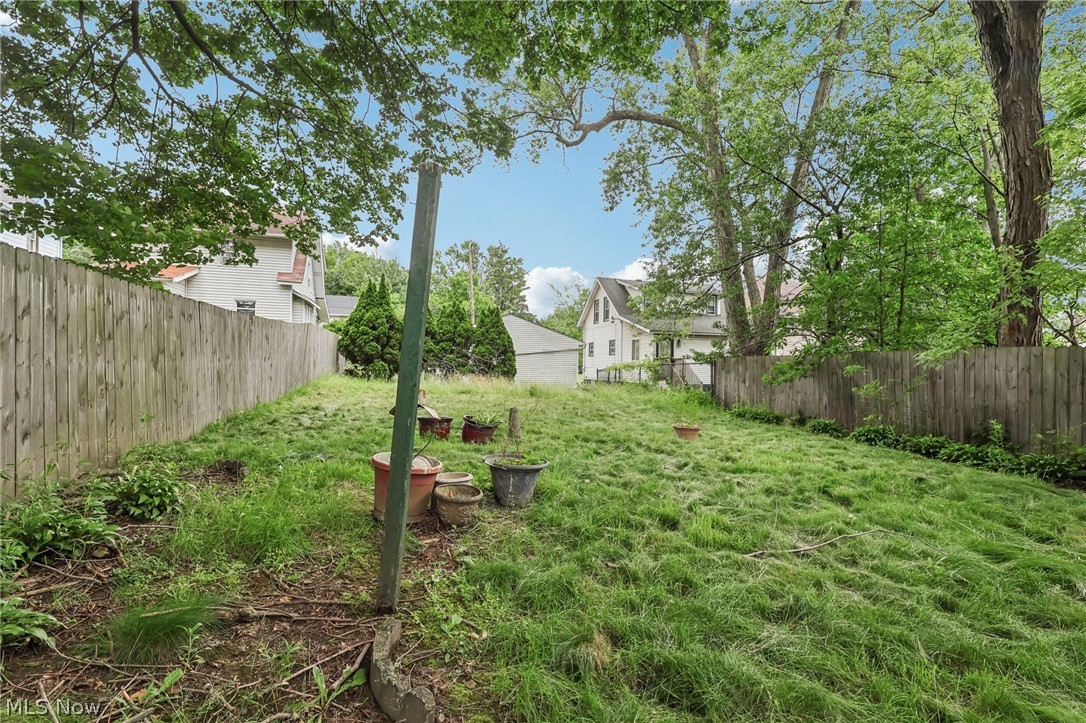 861 5th Avenue Property Photo 24
