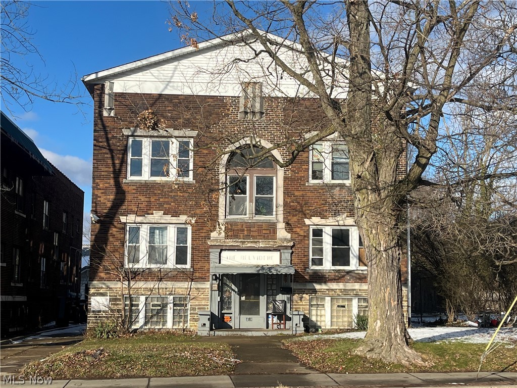 914 Copley Road Property Photo 1