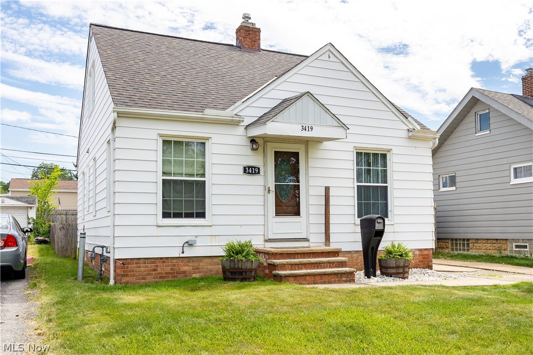 3419 Maplecrest Avenue Property Photo 3