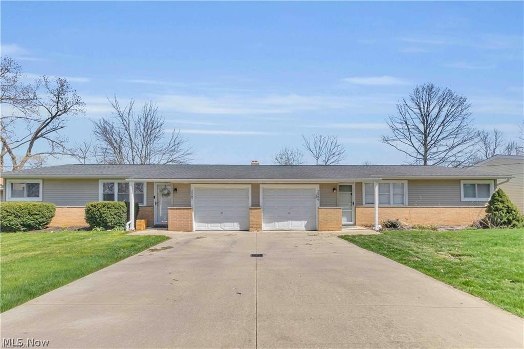 2587 Jaycox Road Property Photo 1