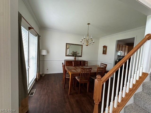566 Colonial Drive Property Photo 5