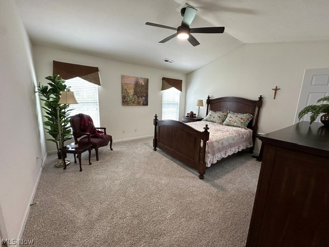 566 Colonial Drive Property Photo 14