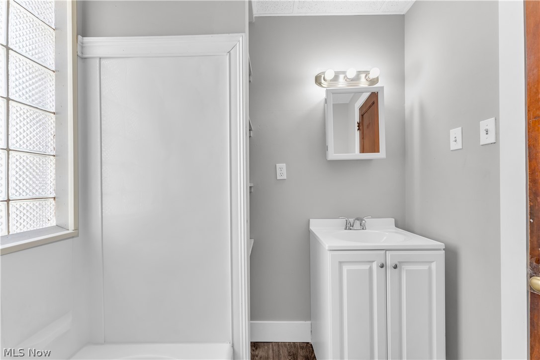 1321 W 85th Street 2 Property Photo 20