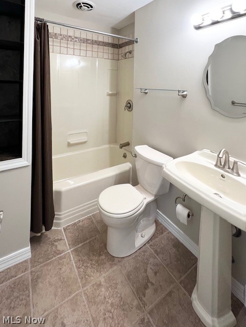 20301 Shelburne Road 8b Property Photo 32