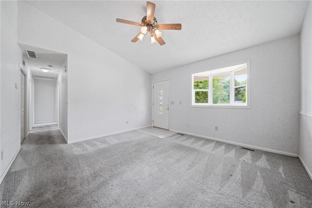 5390 Savannah Drive Property Photo 4