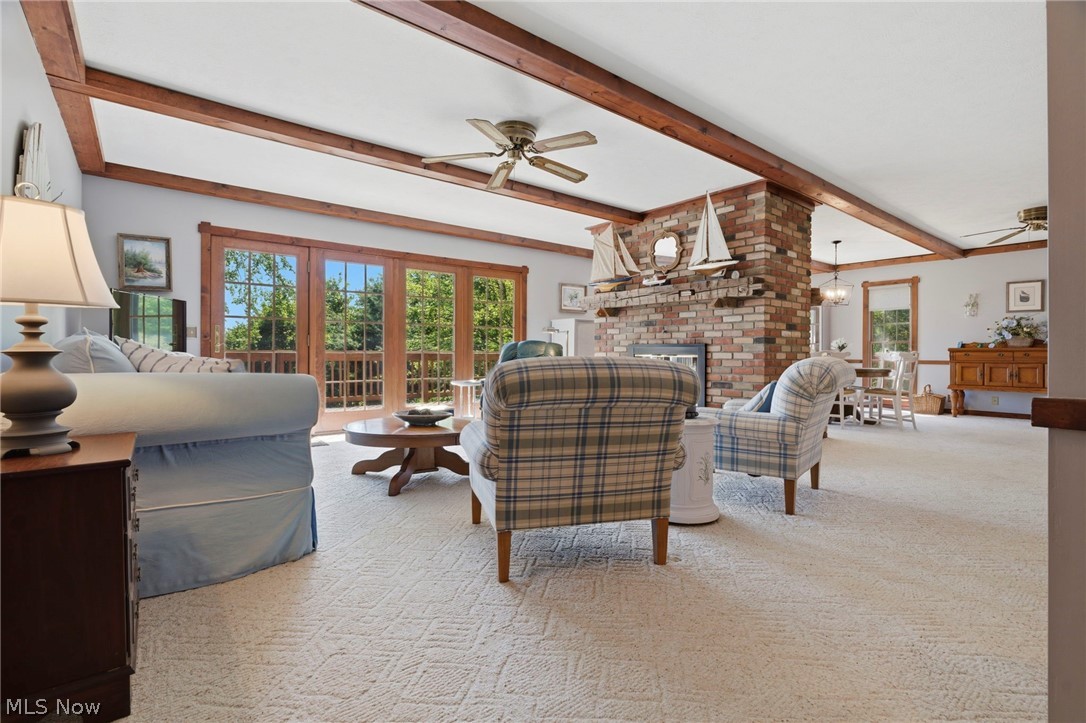 37 Apache Trail Property Photo 8