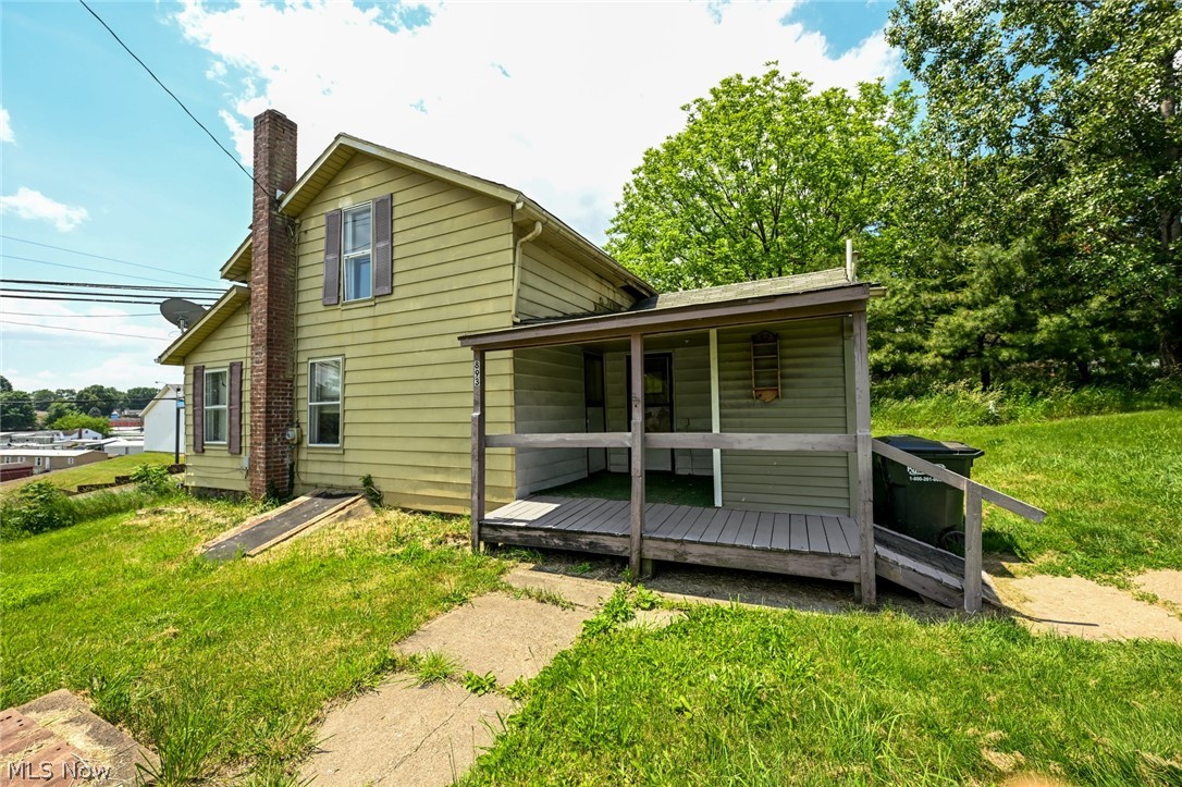 893 Norton Avenue Property Photo 3