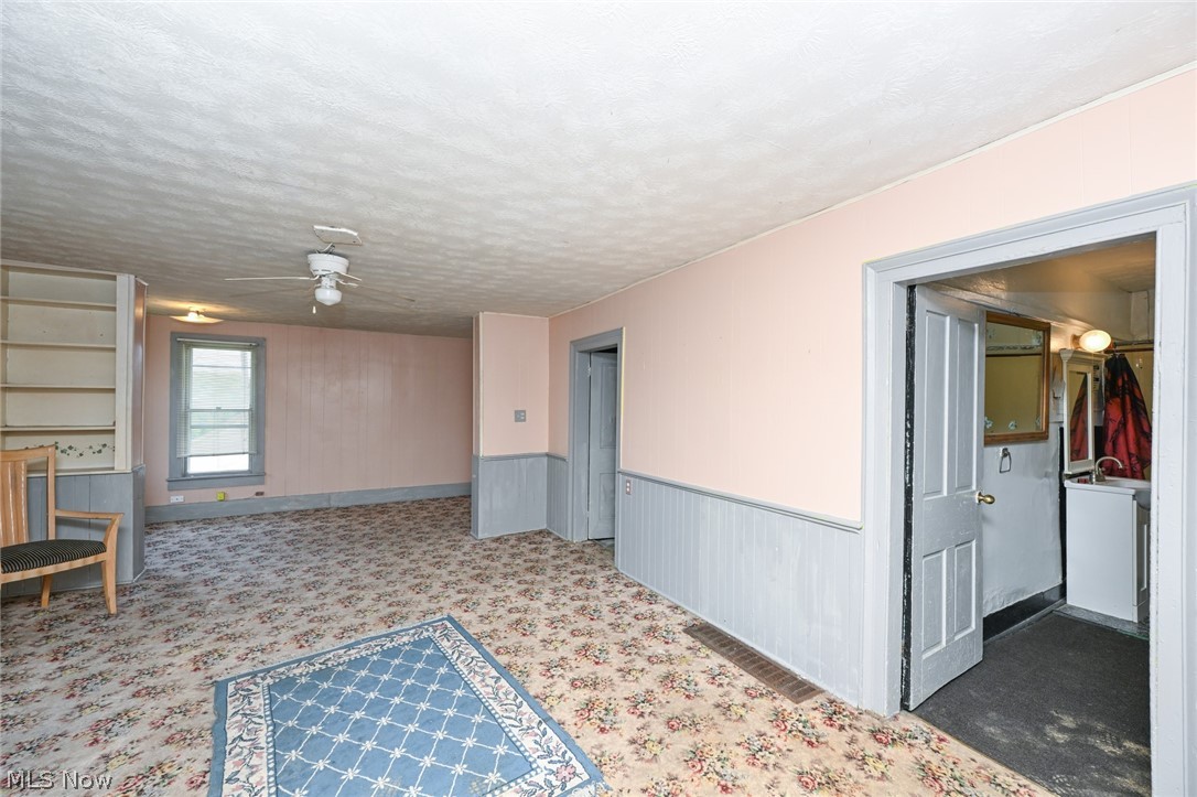 893 Norton Avenue Property Photo 11