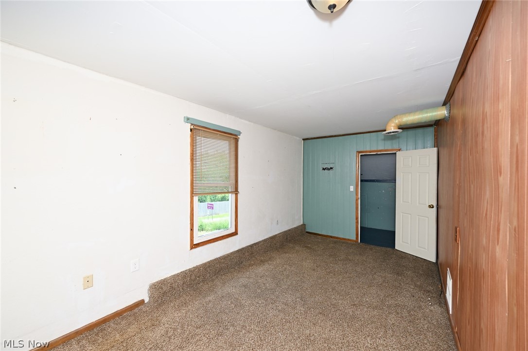 893 Norton Avenue Property Photo 45