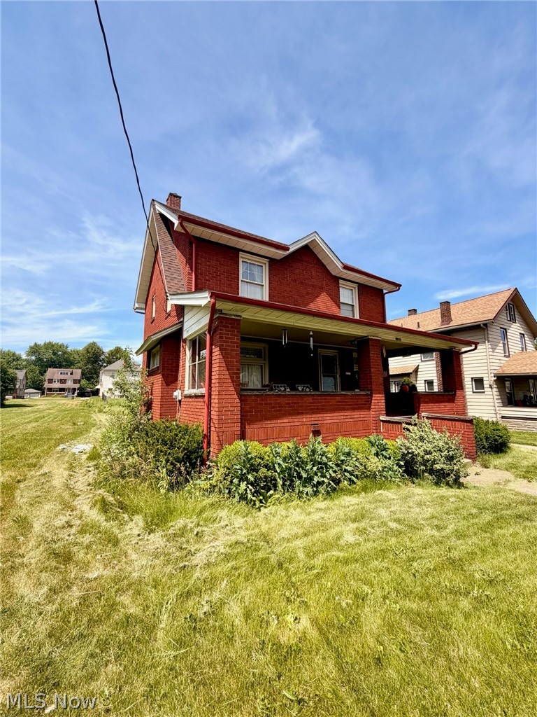 1350 E Florida Avenue Property Photo 2