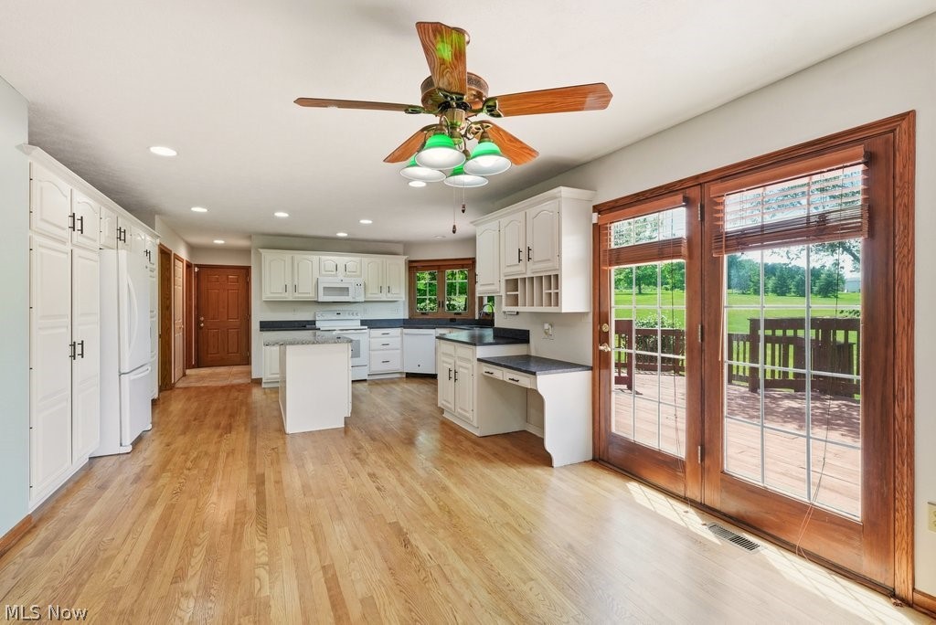 2285 Thoroughbred Drive Property Photo 11