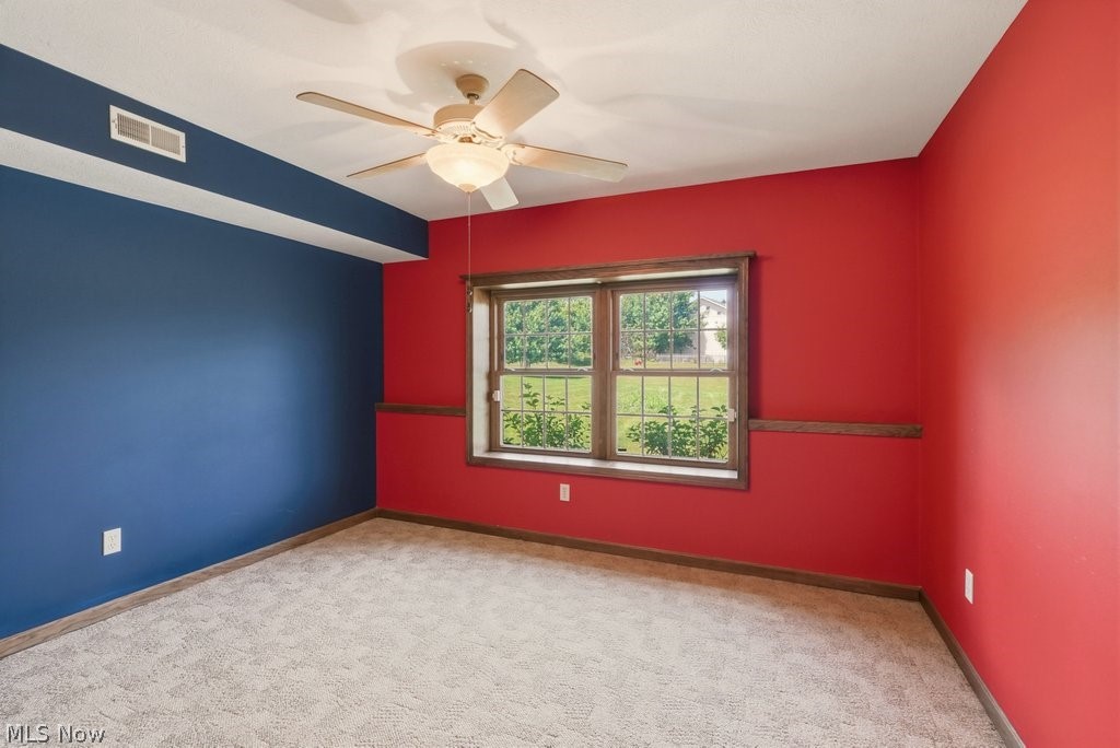 2285 Thoroughbred Drive Property Photo 34