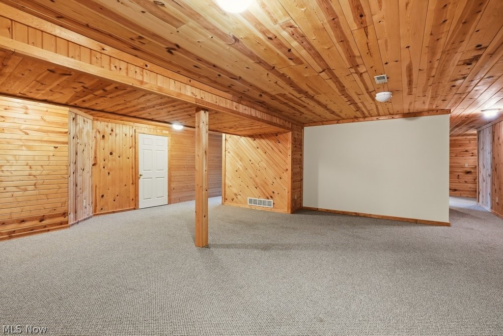 2285 Thoroughbred Drive Property Photo 37