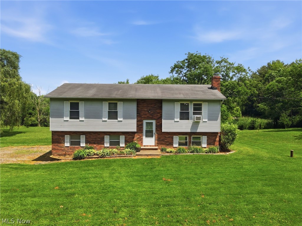 434 State Road Property Photo 1