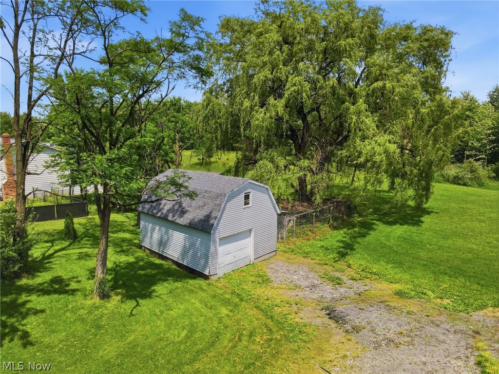 434 State Road Property Photo 3